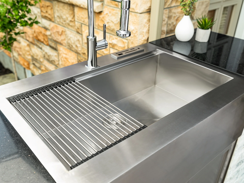 Signature Series 8-Piece Custom Outdoor Kitchen | 304 Stainless Steel with Shaker-Style Doors