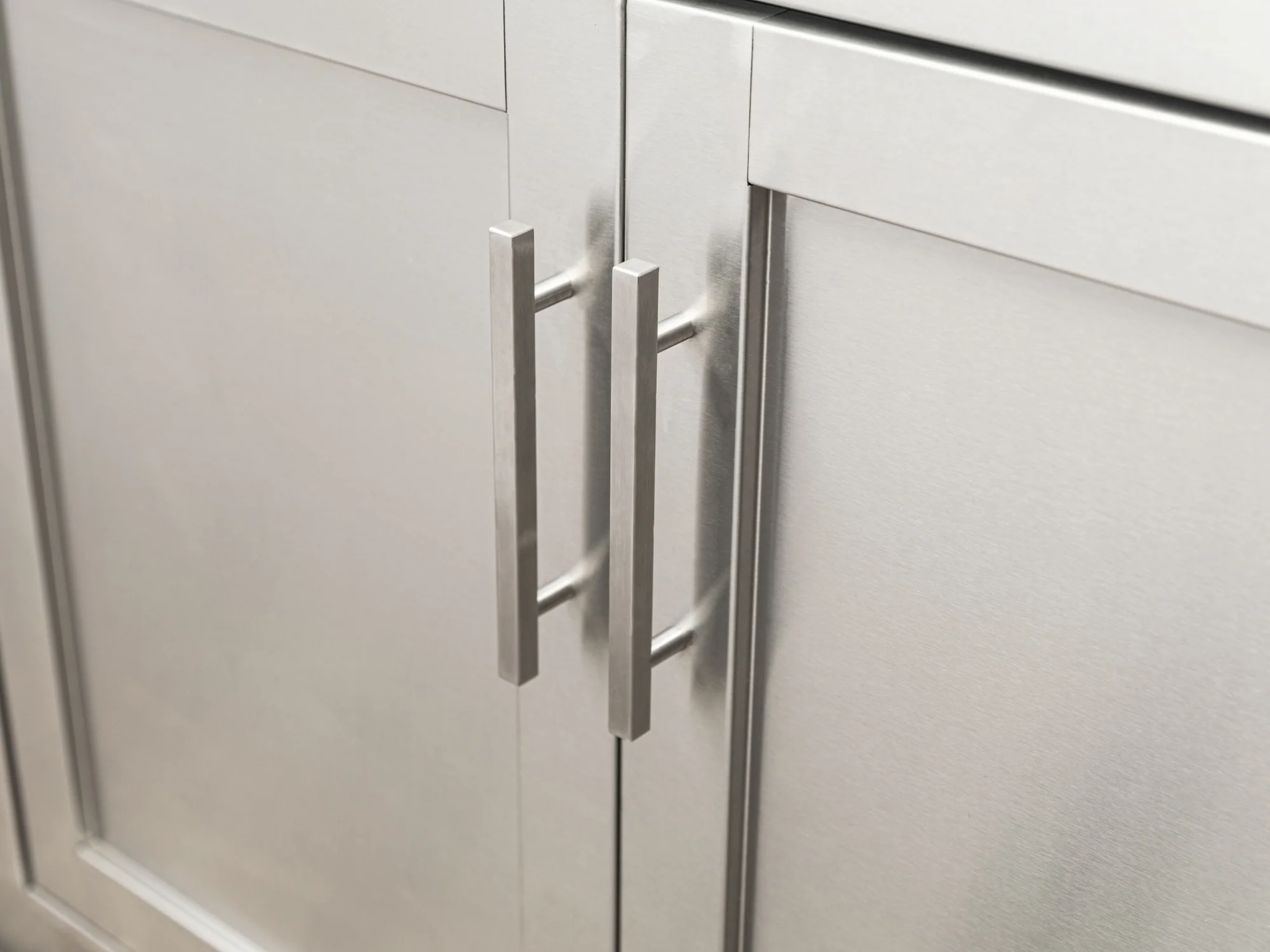 Signature Series 8-Piece Custom Outdoor Kitchen | 304 Stainless Steel with Shaker-Style Doors